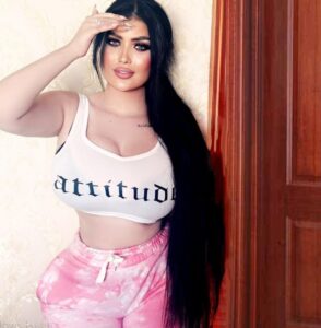 ابتسام المومني على الانستغرام