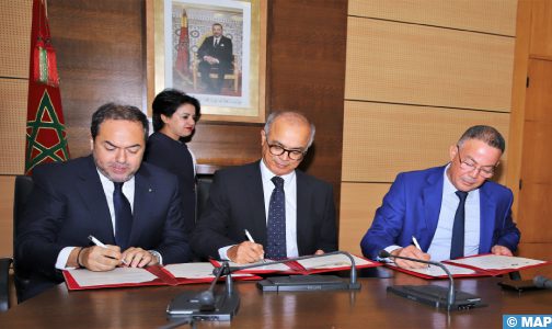 الرباط.. توقيع اتفاقية شراكة لتخصيص رحلات جوية بأسعار تفضيلية لمشجعي المنتخب المغربي في مونديال قطر 2022