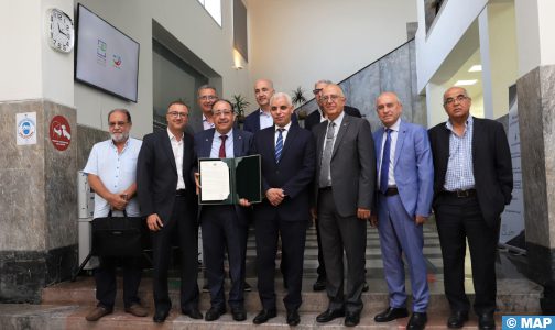 السيد آيت الطالب يواصل جولات الحوار الإجتماعي باستقبال ممثلين عن القطاع الخاص