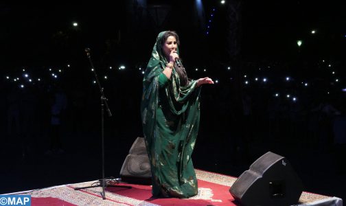 الفنانة سعيدة شرف تتحف جمهور المهرجان الوطني لشيشاوة