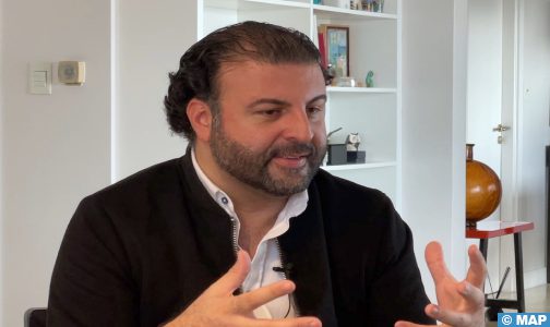 إحداث أول أوبرا في المغرب : ستة أسئلة لديفيد سيريرو مغني الأوبرا المغربي الأصل