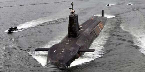 غواصة “USS Florida” النووية الأمريكية دازت حدا سواحل المملكة ومنظمات إسبانية دارت عليها حالة