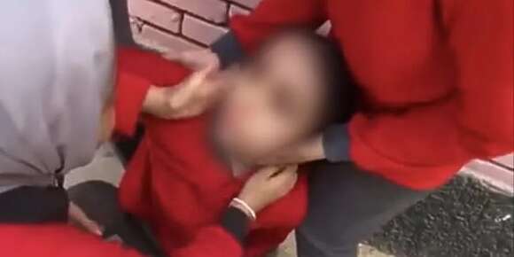 مصر طلبات من الوالدين يحضيو ولادهم من “تيك توك”.. تحدي لعبة الموت لي قتل 80 واحد وصل عند لعرب