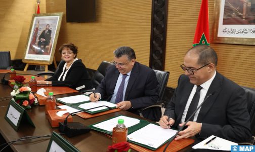 توقيع بروتوكول تفاهم والاتفاقيات الإطار المرتبطة به بين وزارة العدل وصندوق الإيداع والتدبير