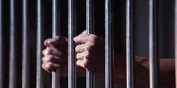 شخص ففاس تحكم عليه بالحبس النافذ بعدما رفض يرجّع مراتو اللي جرا عليها من الدار