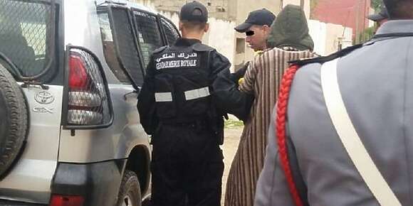 مقدم فالناظور فضح بارونات ديال لحشيش على الصعيد الدولي: واحد فيهم طاح وغادي يدوز قدام جنايات فاس