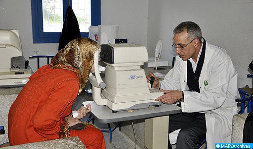 إقليم تازة.. استفادة 534 تلميذة وتلميذ من حملات طبية لتصحيح البصر