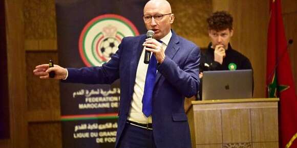 الإدارة التقنية ديال الجامعة دارت زيارة للوداد والرجاء وها شنو وقع فيها