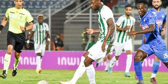الجامعة عاقبت لاعب خريبكي تعدى على لاعب جديدي ودفل على الحكم