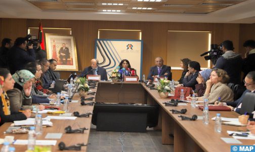 المجلس الوطني لحقوق الإنسان يدعو إلى إنشاء بنية لتقديم المشورة القانونية للأجانب
