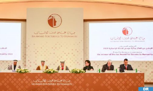 طبيب عيون من النيبال يفوز بـ”جائزة عيسى لخدمة الإنسانية”