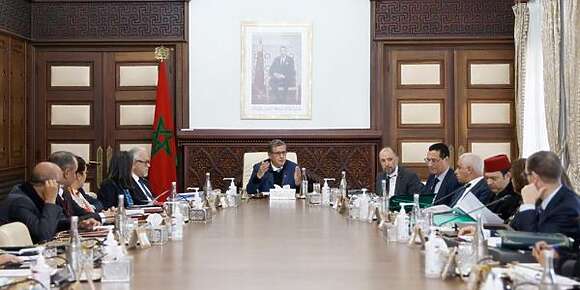 لجنة الاستثمارات صادقات على 26 مشروع بـ28.5 مليار درهم وغادي تخلق 27 ألف منصب شغل مباشر وغير مباشر