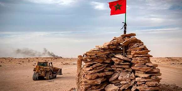 محسوبين على البوليساريو كيشيطنوا الجيش المغربي باش يزيدو يشعلوا الفتنة بين المغرب والجزاير