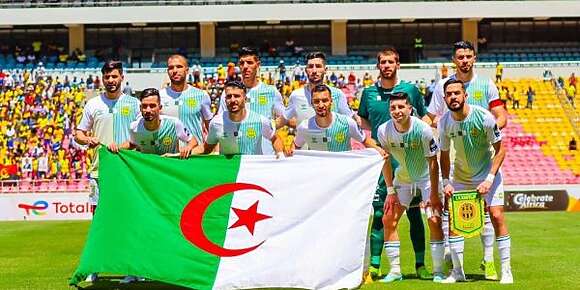 إدارة شبيبة القبائل خصصت منحة لللاعبين باش يربحو الوداد والفريق الجزائري محروم من المدرب ديالو فالماتش