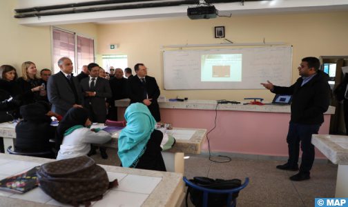 إقليم إفران.. تعبئة ودينامية قوية للمغرب والولايات المتحدة الأمريكية لتعزيز نجاعة وأداء المؤسسات التعليمية وتجويد تعلمات التلاميذ