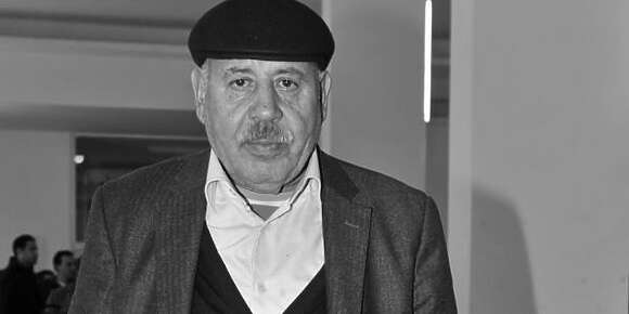 اقترحو البام.. ليديدي القاضي لي حكم على الأموي بالحبس فمحاكمة “صورية” حينت وصف الوزراء بـ”الشفارة” طلع المحكمة الدستورية بـ80 صوت فالمستشارين وبرلماني فـ”كدش” لـ”كود”: هذا استفزاز للنقابات كلها وصوتنا ضدو