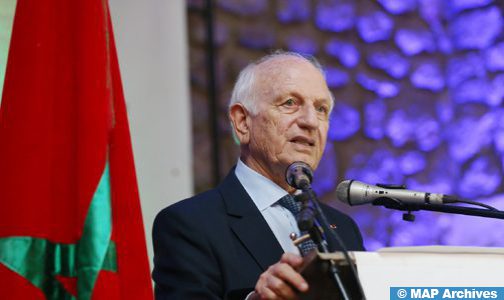 السيد أزولاي يؤكد الدور المحوري للجامعة في بروز جيل حامل لقيم التنوع والاختلاف