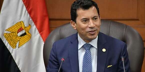 العرب فرحانين بنجاح المغرب فتنظيم الموندياليتو ووزير الرياضة المصري شكر المغاربة ولقجع على دعم المملكة للأهلي فالبطولة 
