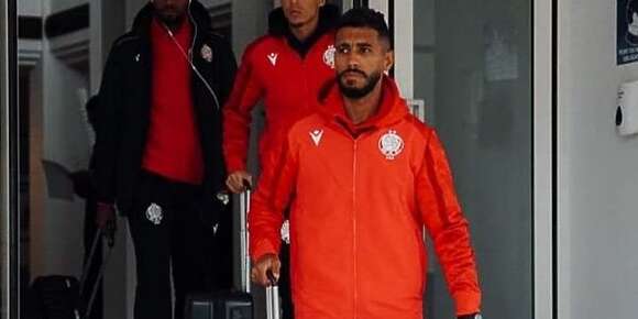 الوداد مضطرين يباتو ليلة أخرى بالجزائر ملي يسالي الماتش مع القبائل بسبب قصوحية راس الكابرانات