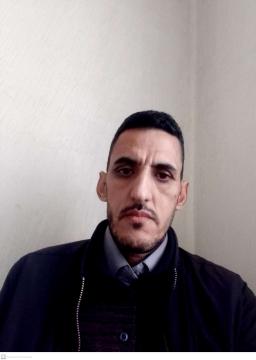 بين مبارتين