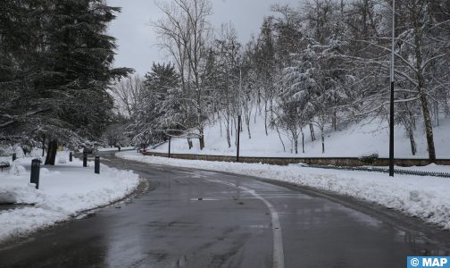 طقس بارد مع درجات حرارة تتراوح ما بين 7- و 19 درجة ابتداء من غد الجمعة وإلى غاية الإثنين بعدد من أقاليم المملكة (نشرة إنذارية)