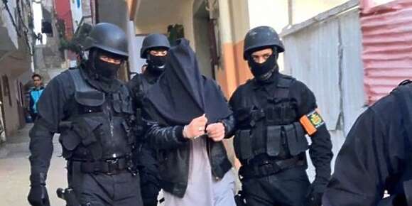 عشريني عندو فكر “داعشي” تشد فالعيون