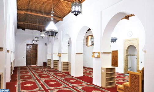 الكوت ديفوار: مراسيم تسليم المفاتيح وإحياء الذكرى الستين لمسجد السلام الذي أعيد تأهيله بأوامر من جلالة الملك محمد السادس