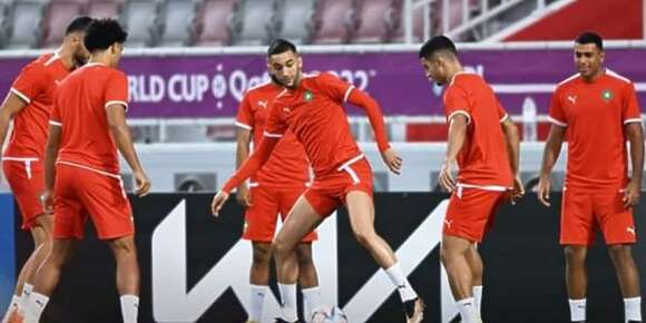 المنتخب المغربي غايختم الاستعدادات ديالو لماتش البرازيل بحصة تدريبية ليلية بسبب رمضان