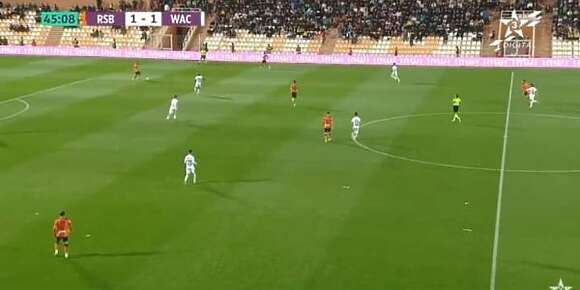 الوينرز” غاضبين على التحكيم فماتش الوداد ضد بركان وكاعيين على الرياضية