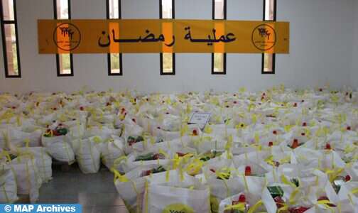 إقليم الرحامنة .. أزيد من 15 ألف أسرة تستفيد من عملية الدعم الغذائي “رمضان 1444 هــ”
