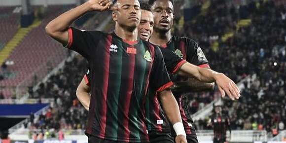 ليفار ربحوا التواركة ورجعوا لصدارة البطولة