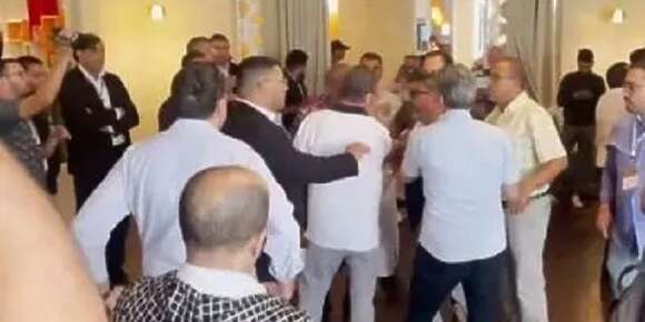 استنكار واسع لاعتداء نائب رئيس حسنية أكادير على صحافي مهني