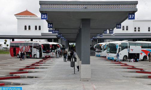حركة دؤوبة للمسافرين بالمحطة الطرقية بمراكش بمناسبة عطلة عيد الفطر