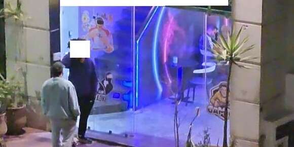 قهوة فكازا معيشة سكان الحي لي فيها العذاب (تصاور)