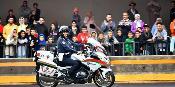 الأبواب المفتوحة ديال البوليس ففاس كتجذب المزيد من الزوار.. 200 ألف جاو ليها فنهارها الثاني (تصاور)