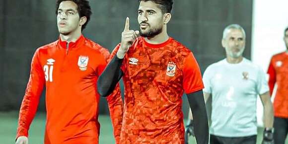 الأهلي مرونين والمدرب ديالهم مبرزط قبل الفينال ضد الوداد