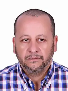 رُؤُوسٌ وَرُؤُوس: يانعةٌ تُقطَف ويابسةٌ تُقطَع!