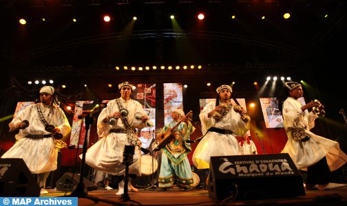 مهرجان كناوة وموسيقى العالم بالصويرة يراهن على التراث الحي من أجل برمجة موسيقية استثنائية (منظمون)