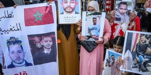 ا ف ب: 51 حراگ ضاعو فالبحر. كانو حاركين للاس بالماس وخرجو من اكادير. العائلات: وغير يگولو لينا اش وقع ليهم