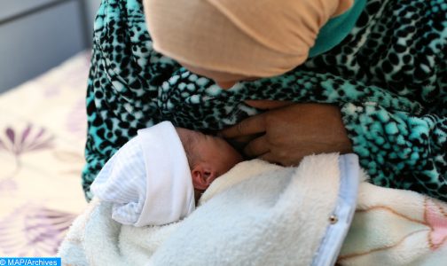 تاونات.. لقاء تواصلي للتوعية والتحسيس بأهمية تشجيع الرضاعة الطبيعية