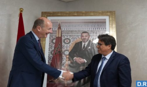 وفد رفيع المستوى من البنك الأوروبي لإعادة الإعمار والتنمية يجري مباحثات مع رئيس الهيئة الوطنية لضبط الكهرباء