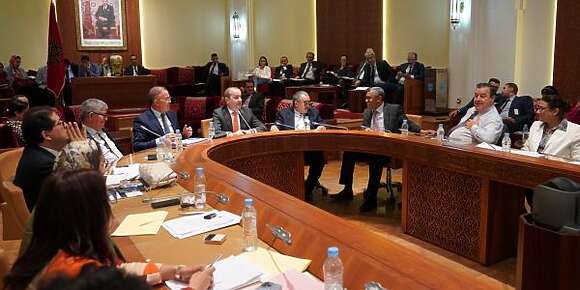 إعداد قانون مالية 2024.. النواب باغيين الرفع من معدل النمو الاقتصادي وضبط مستويات التضخم وحصر الميزانية فـ4 فالمية