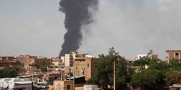 السودان.. الجيش كيتهم قوات الدعم السري باستخدام دراري عندهم قل من 15 العام فالصراع