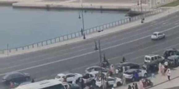 بوليس طنجة تفاعلو بسرعة مع خبر “كّود” ومنعو اليوم مواكب العراسات باش يشعلو فيموجين فساحة المرصى..