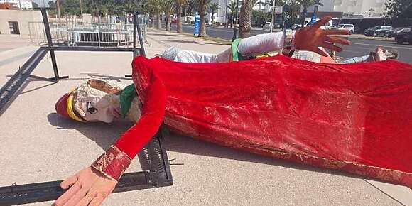 فشل كبير لأول كارنفال ديال بوجلود بسباب الهواية. سالات بالقراعي فالسهرة