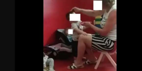 كتوكلهم كلينكس وكضربهم.. فيديوهات تصورو في حضانة سيفطو مربية في لبنان للحبس