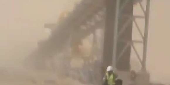 كذوب البوليساريو ماكيتسالاش.. خداو فيديو لبنجرير نسبوه للحزام الناقل للفوسفات فبوكراع حدا العيون