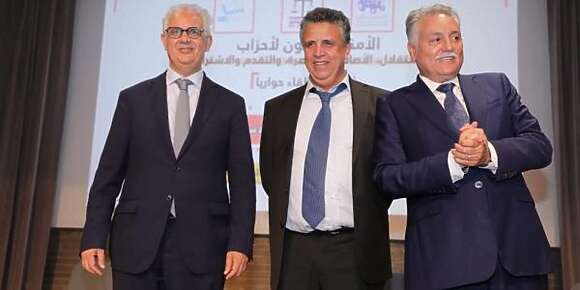 الأحزاب المغربية ترفض الرجوع من العطلة! بما أن الوضع مستتب. والانتصارات تتوالى دون أي استعانة بخدماتنا. ودون أن يكون لنا أي دور. فقد قررنا ألا يكون هناك دخول سياسي هذه السنة