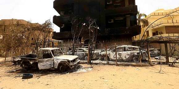 السودان.. قتلى فالخرطوم و”الدعم السريع” كيجنّد القاصيرين والدراري الصغار