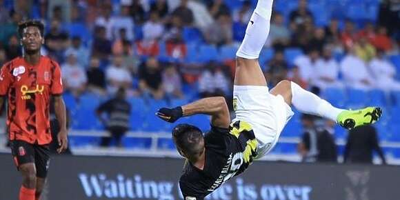حمد الله محيح فالسعودية وباش ما بغاو كيماركي لهم.. وبونو ربح اول ماتش مع الهلال